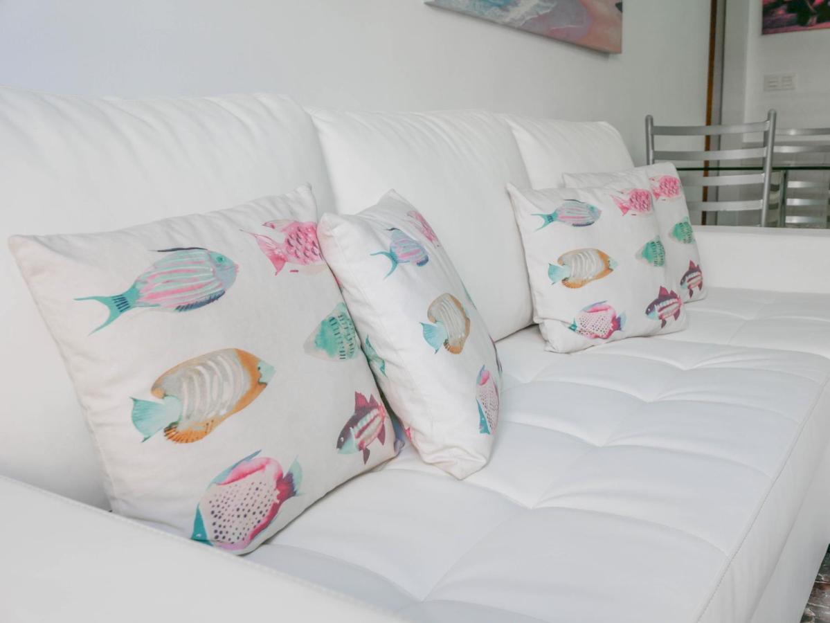 Apartamentos Turisticos Tronca Luxury Гранада Екстер'єр фото
