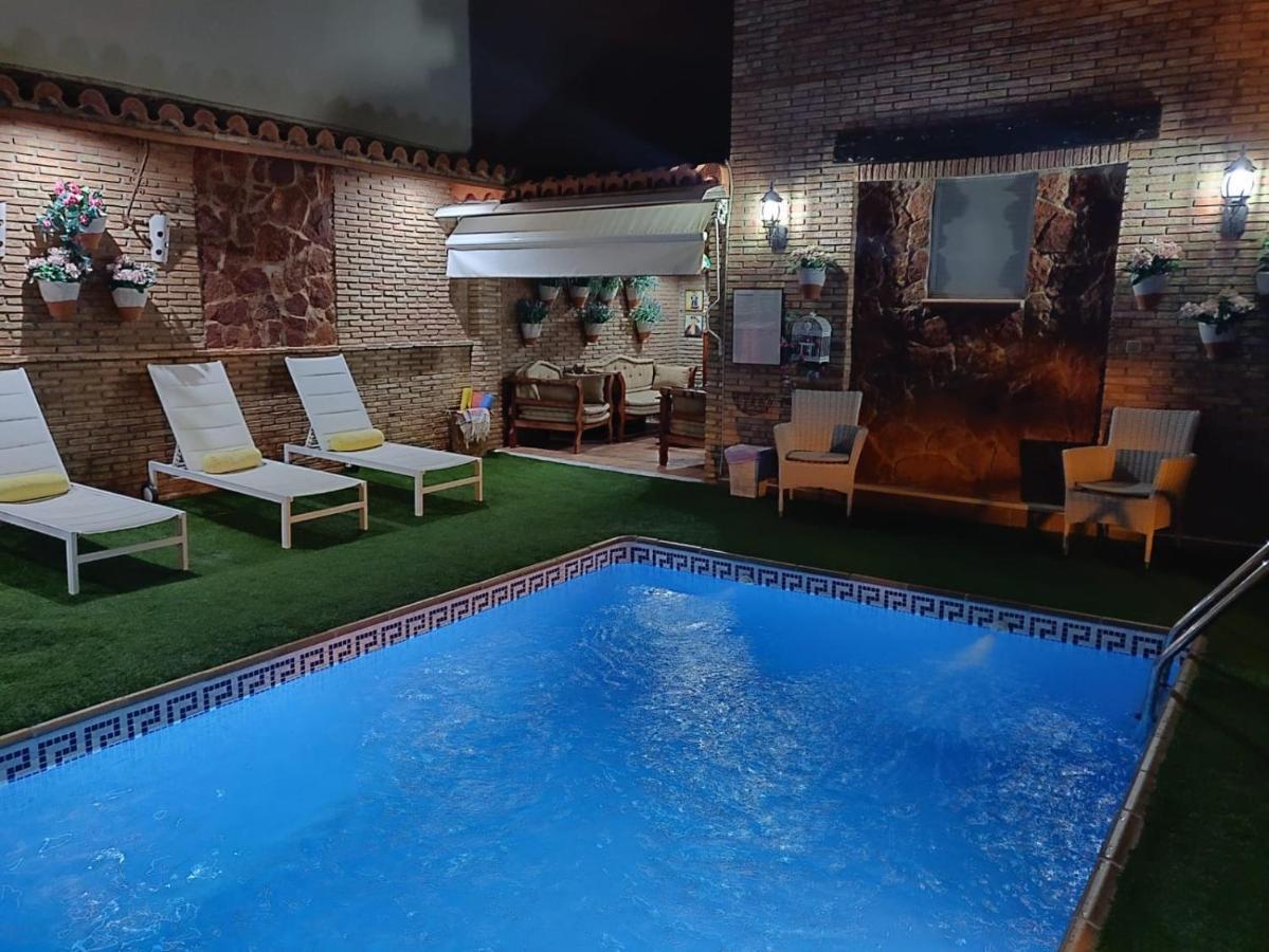Apartamentos Turisticos Tronca Luxury Гранада Екстер'єр фото