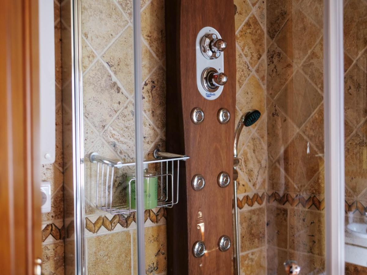 Apartamentos Turisticos Tronca Luxury Гранада Екстер'єр фото