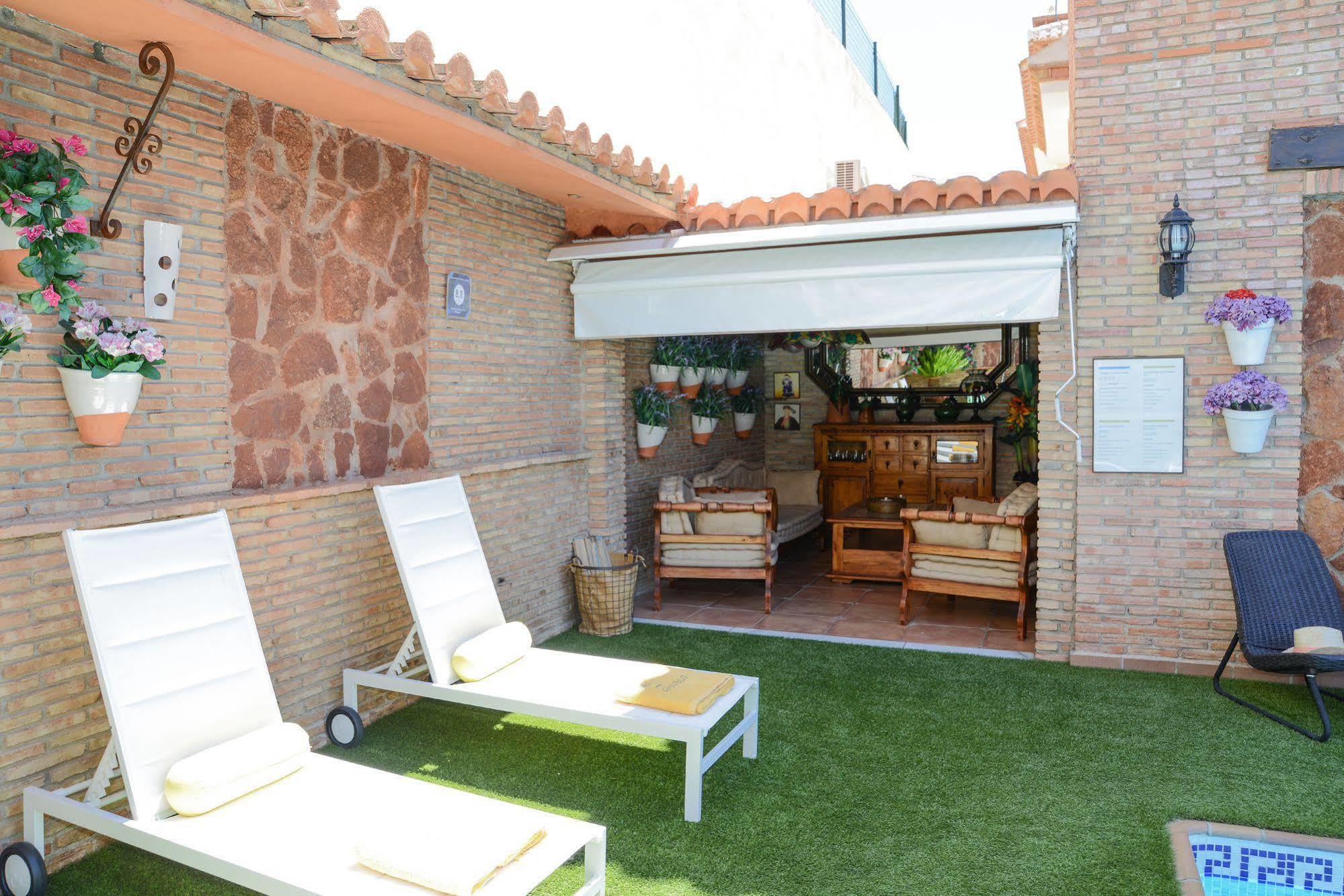 Apartamentos Turisticos Tronca Luxury Гранада Екстер'єр фото