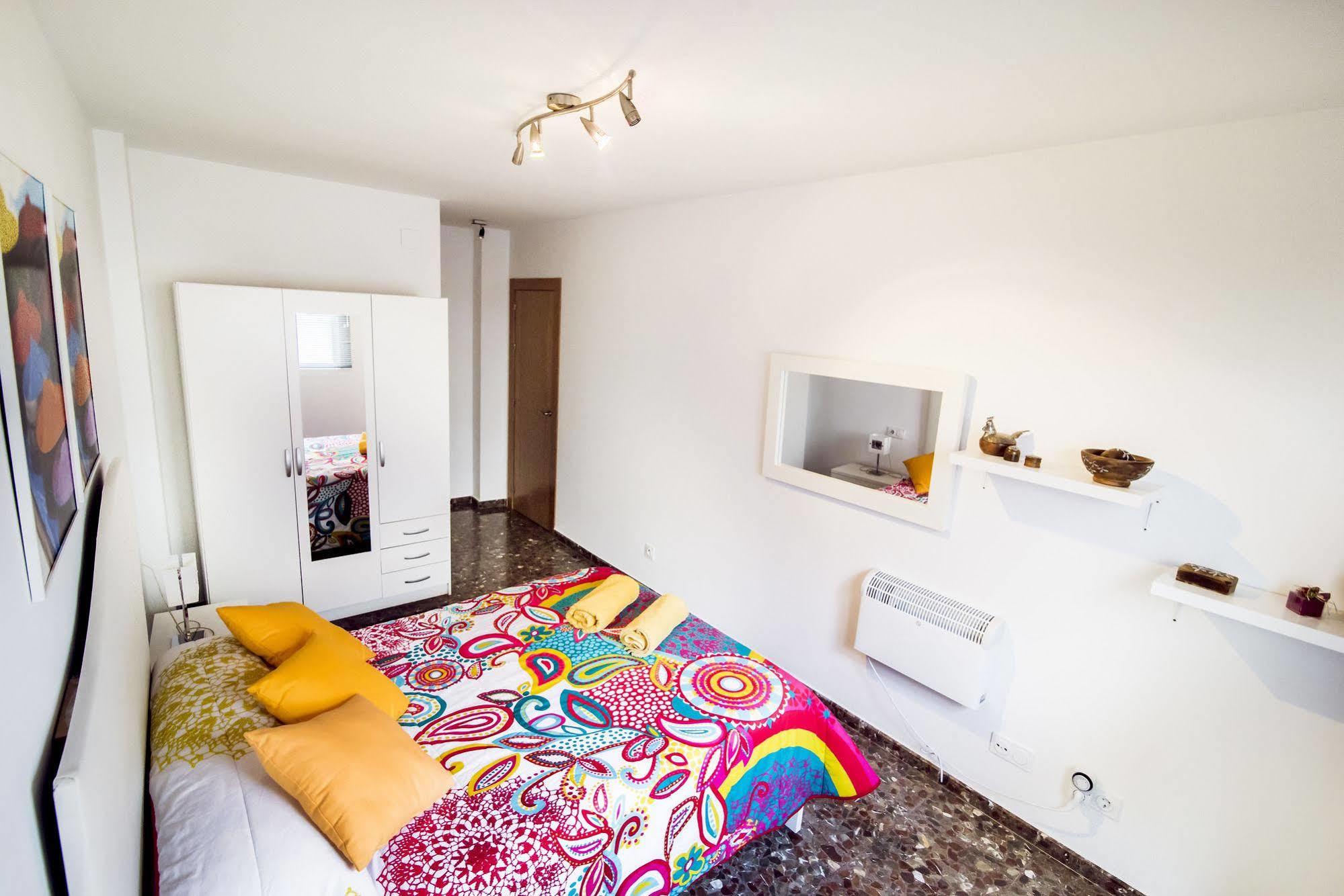 Apartamentos Turisticos Tronca Luxury Гранада Екстер'єр фото