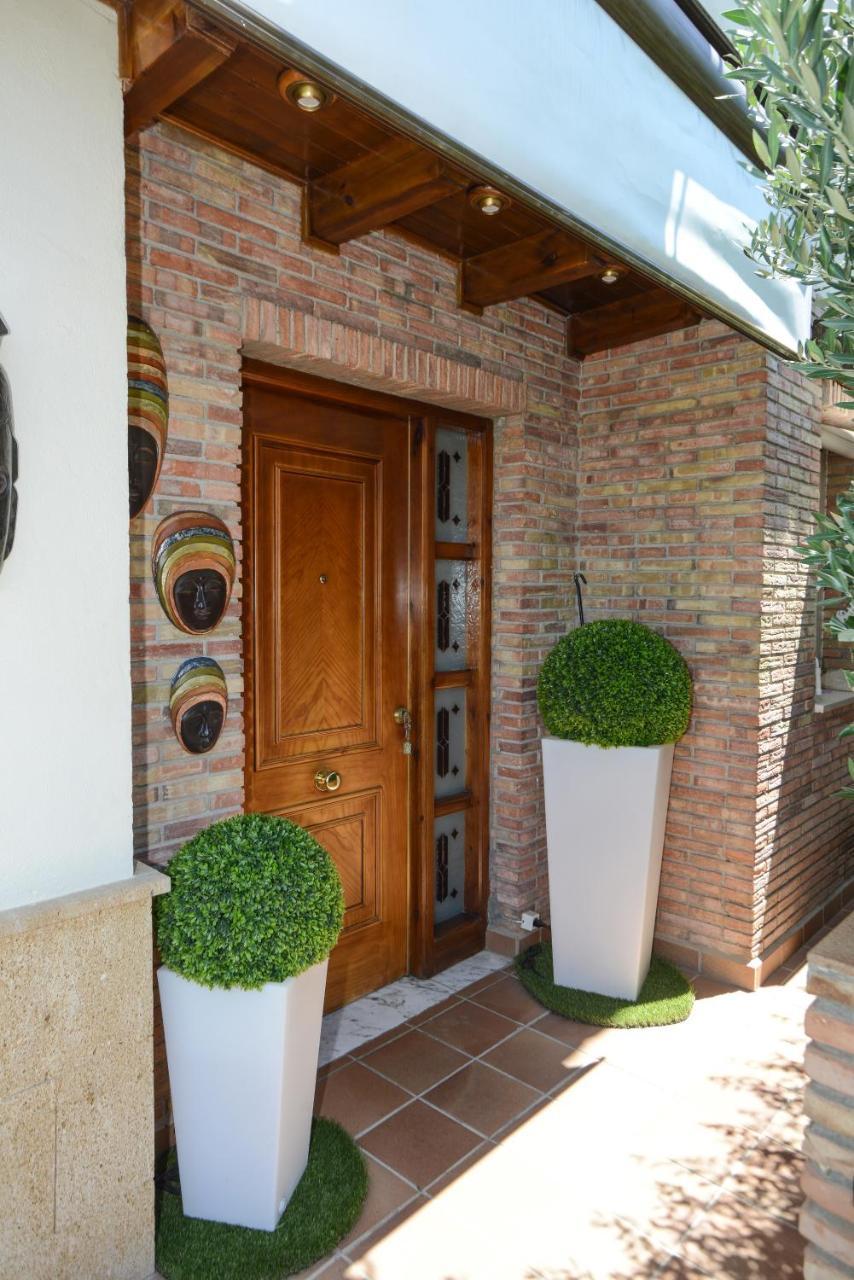 Apartamentos Turisticos Tronca Luxury Гранада Екстер'єр фото