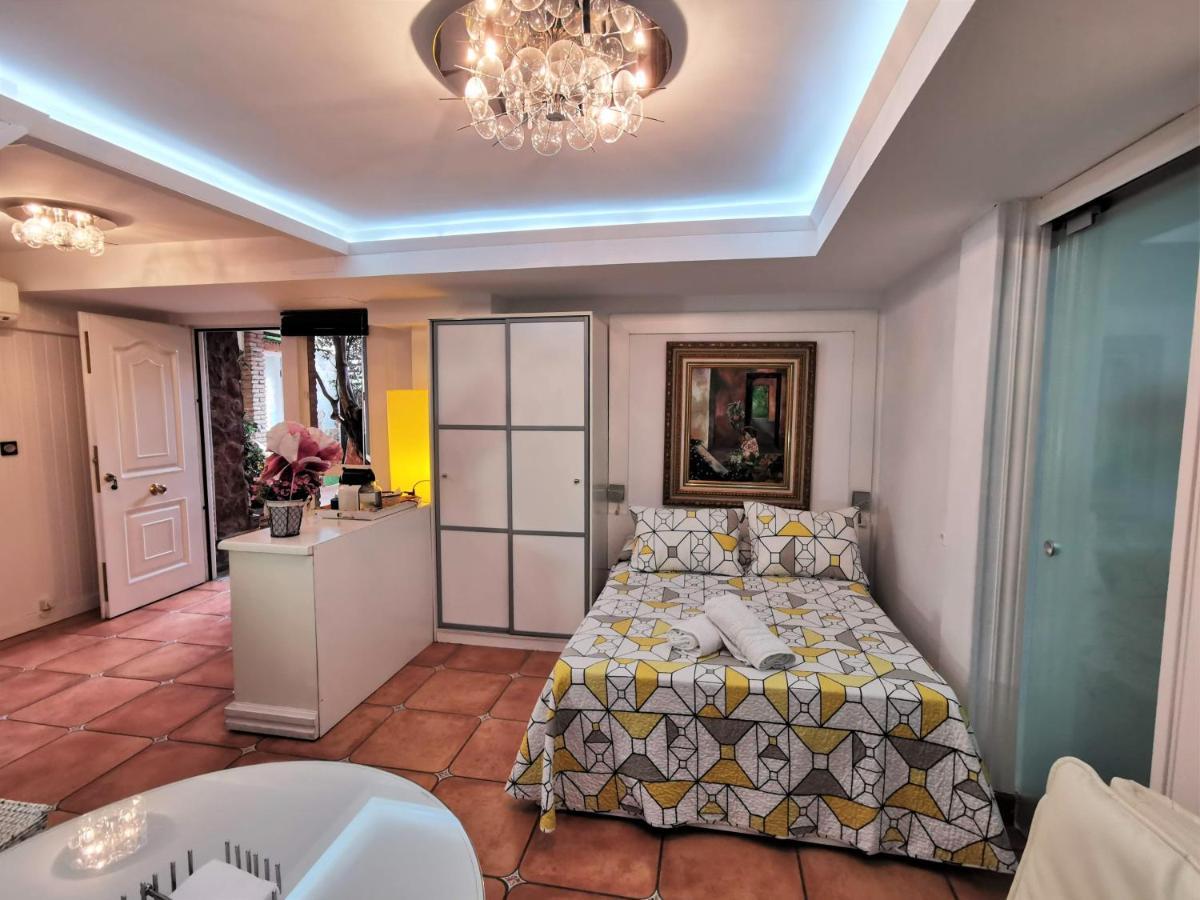 Apartamentos Turisticos Tronca Luxury Гранада Екстер'єр фото
