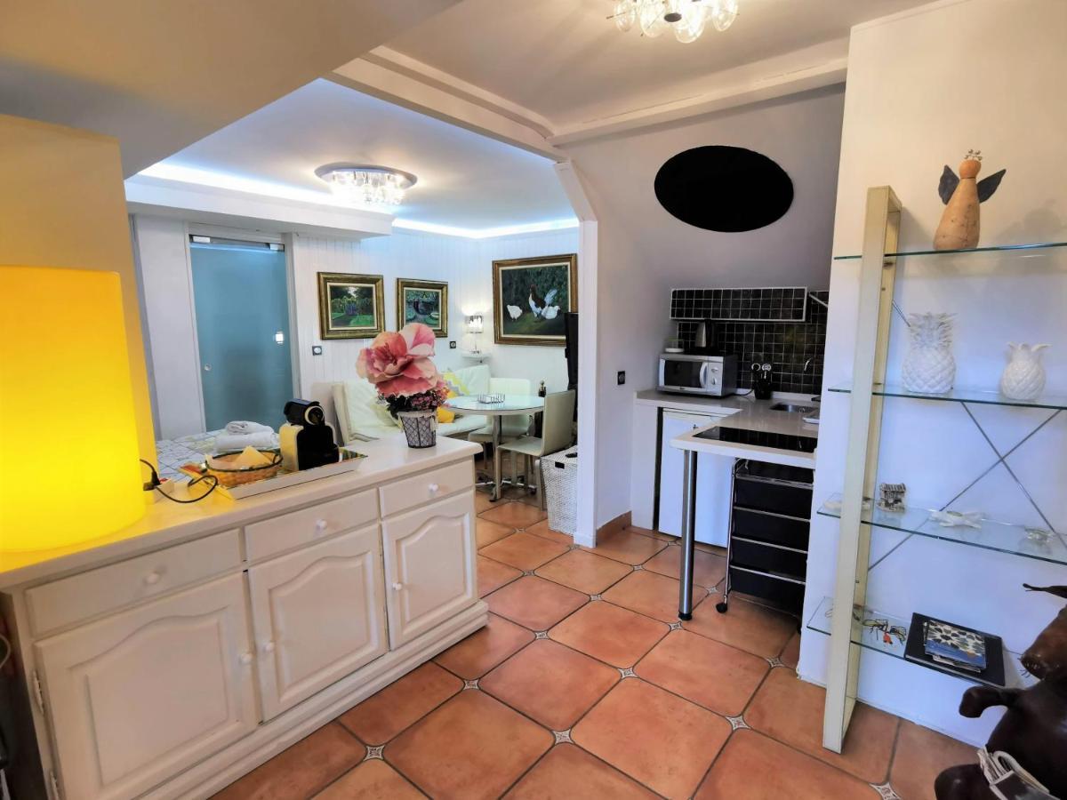 Apartamentos Turisticos Tronca Luxury Гранада Екстер'єр фото